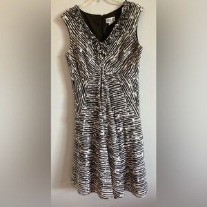 Robbie Bee Sleeveless, Lightweight Fit & Flair Dress - 12